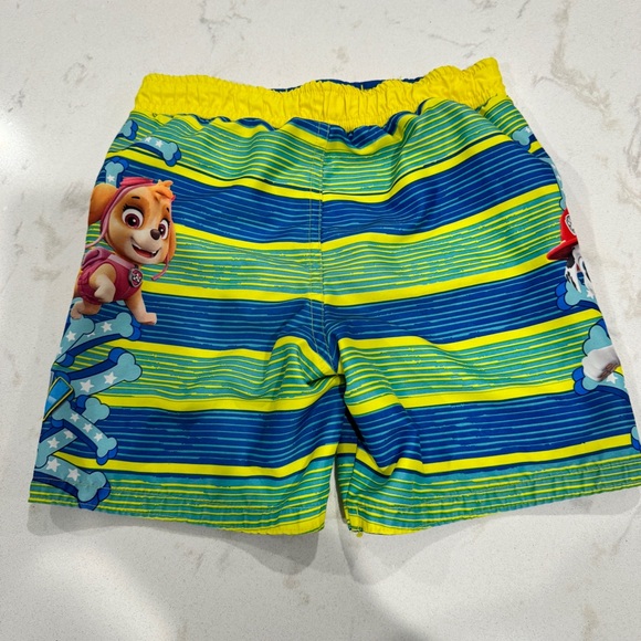 Paw Patrol - Rash Guard / Swim Trunk Set - Picture 5 of 6